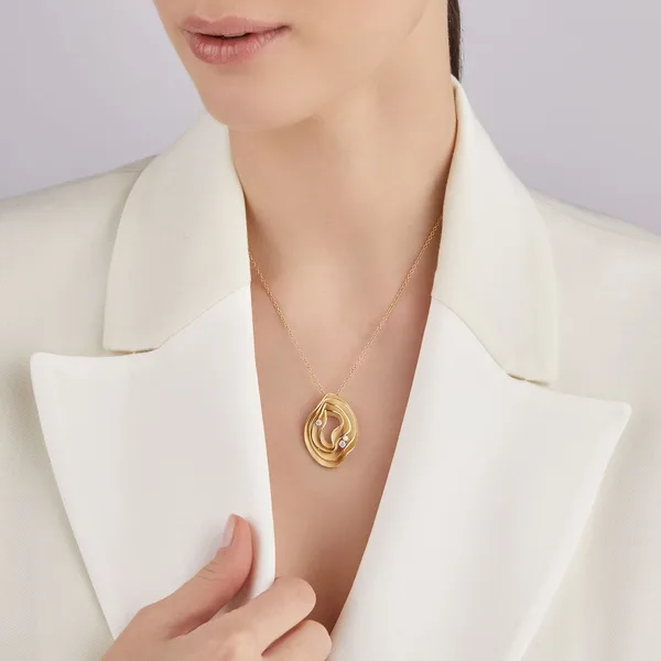 PENDANT DUNE ELECTA תליון זהב עם יהלומים