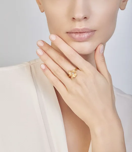 RING GRACE טבעת זהב צהוב עם יהלומים