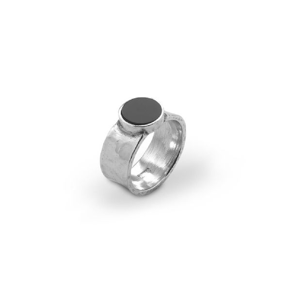 JACK ROUNDED ONIX RING טבעת כסף
